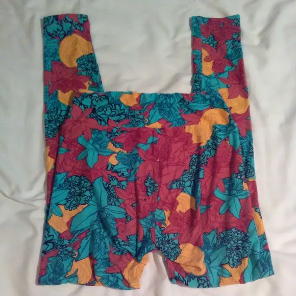 LULAROE floral pattern leggings one size - Picture 3 of 4